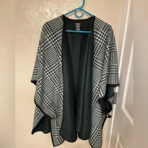 NWOT Houndstooth longline Cape/Ruana Fall/Academia/Old Money - Picture 1 of 6